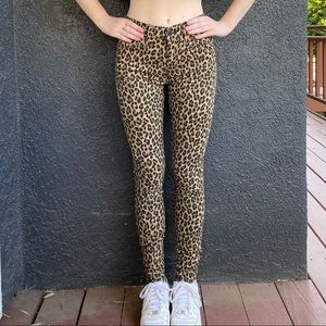 Levi’s leopard skinny jeans